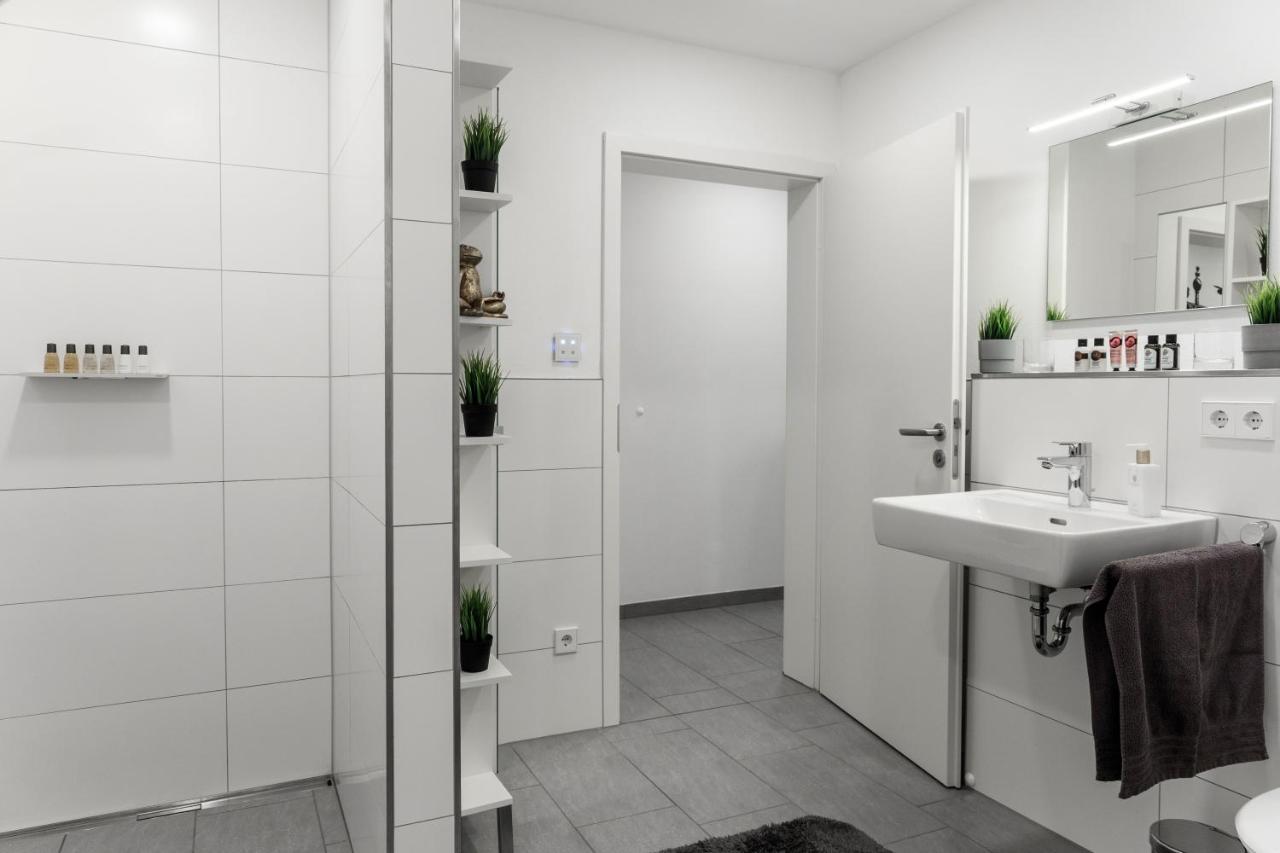 Auszeit Apartment Westend FDH Esterno foto